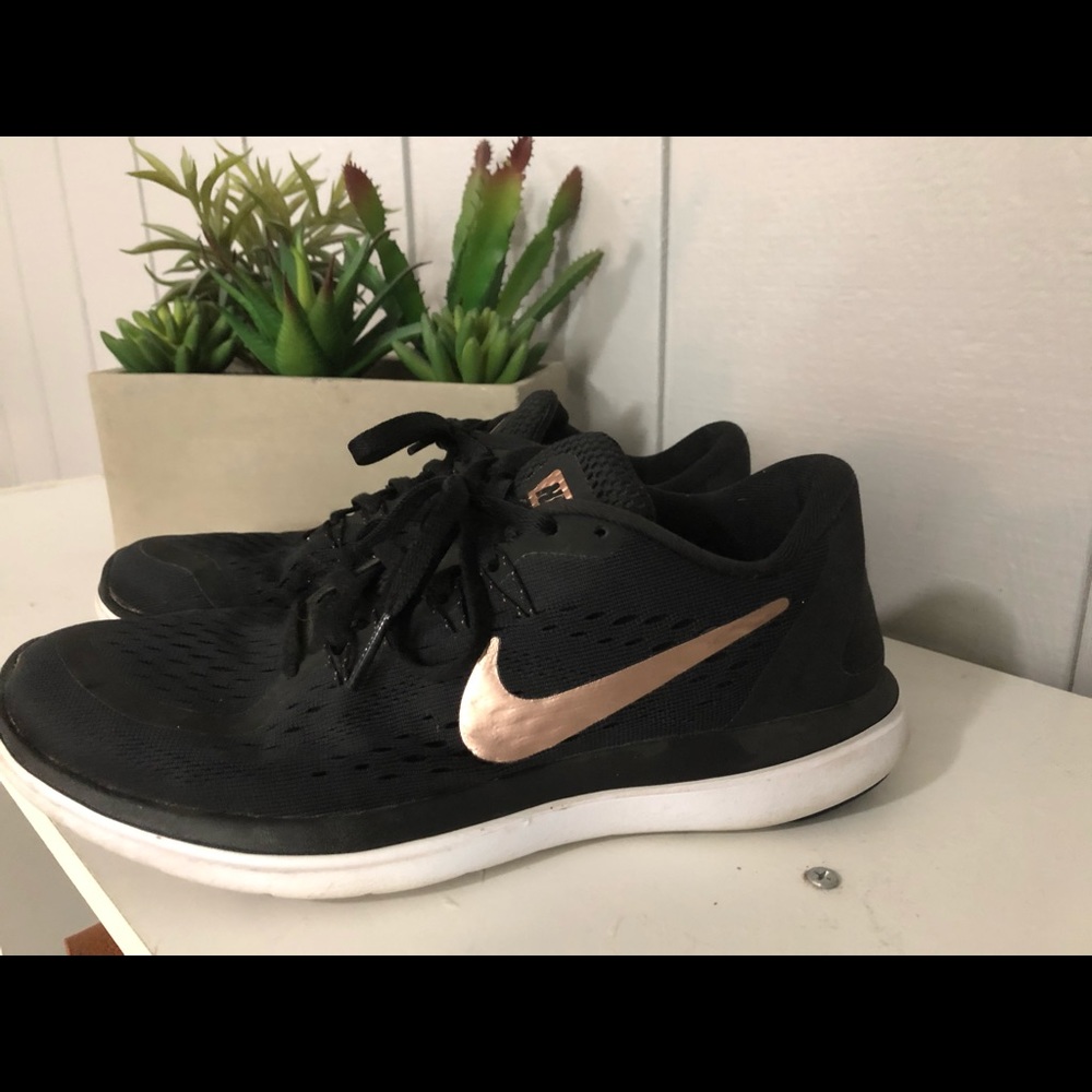 Women’s Nike running shoes